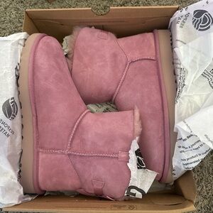 pink ugg boots
